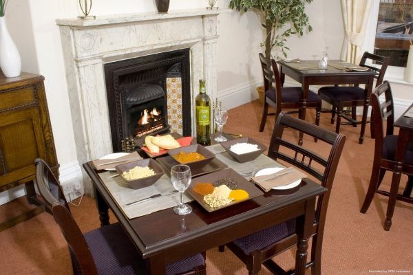 Angus Hotel & Almonds Restaurant (Carlisle)